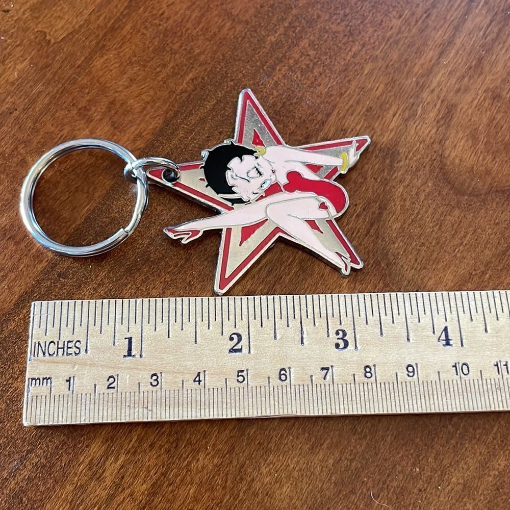 Betty Boop Key Chain - Picture 3 of 4